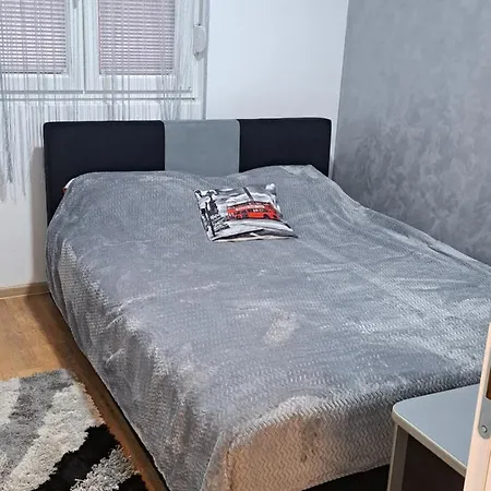 Sara 2 Lägenhet Belgrad